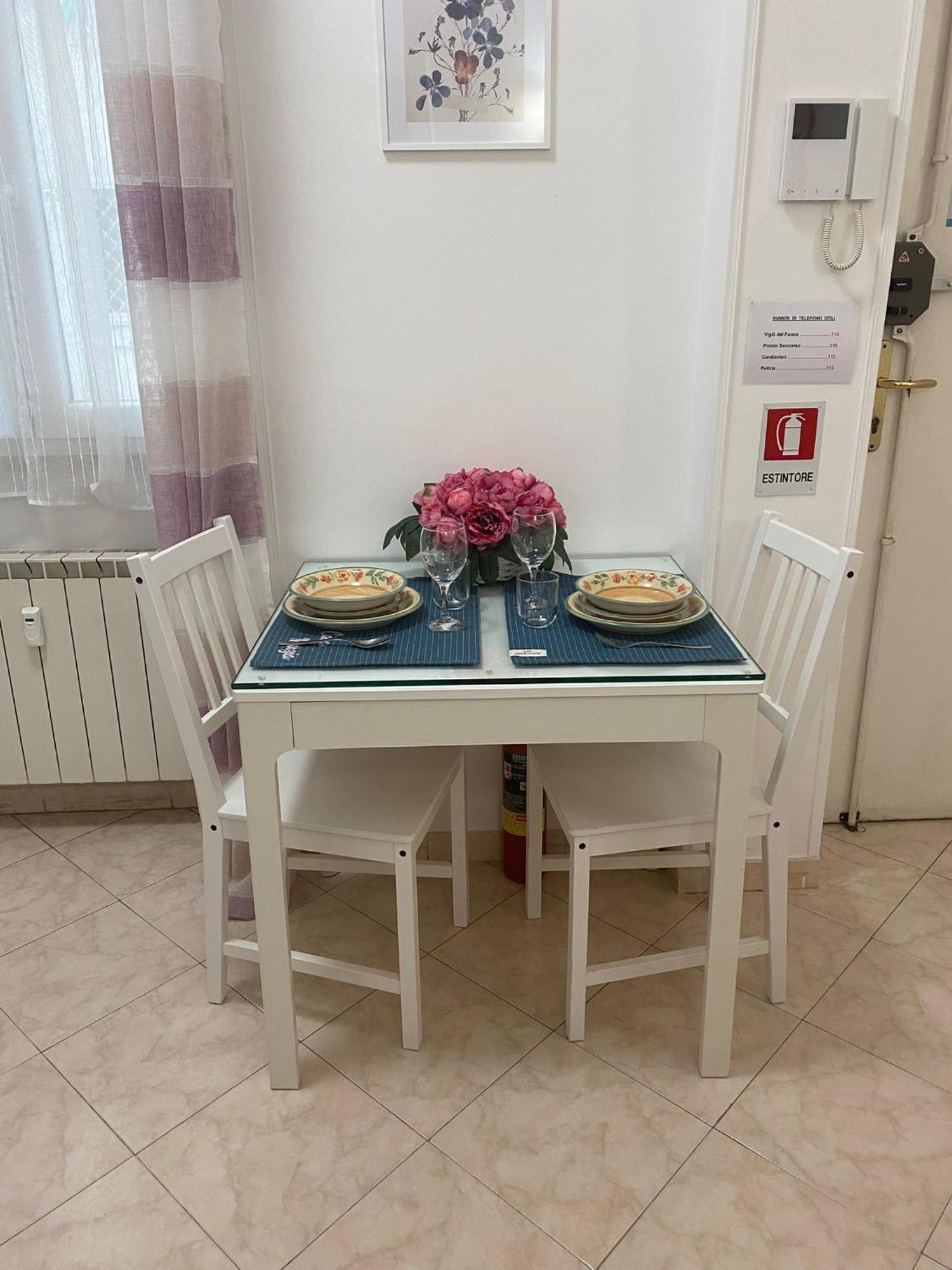 Casa Vacanze Marzia โรม ภายนอก รูปภาพ